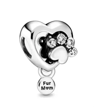 mum sparkling paw HEARTS charm